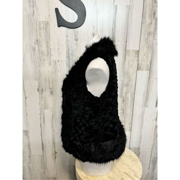 Black vest size small - Picture 4 of 11